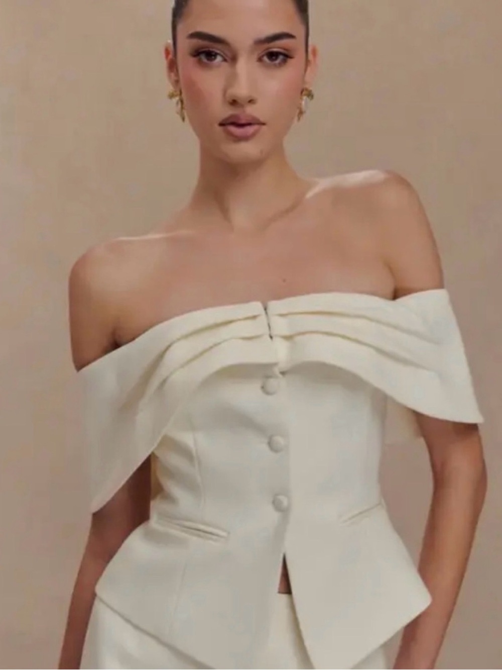 Meshki Off-Shoulder Ivory Structured Maxime Suiting Vest